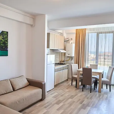 Seaview Bamboo Mamaia